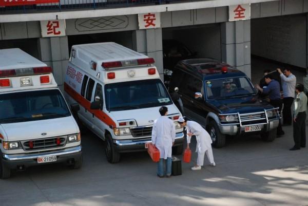 甘德县救护车转院